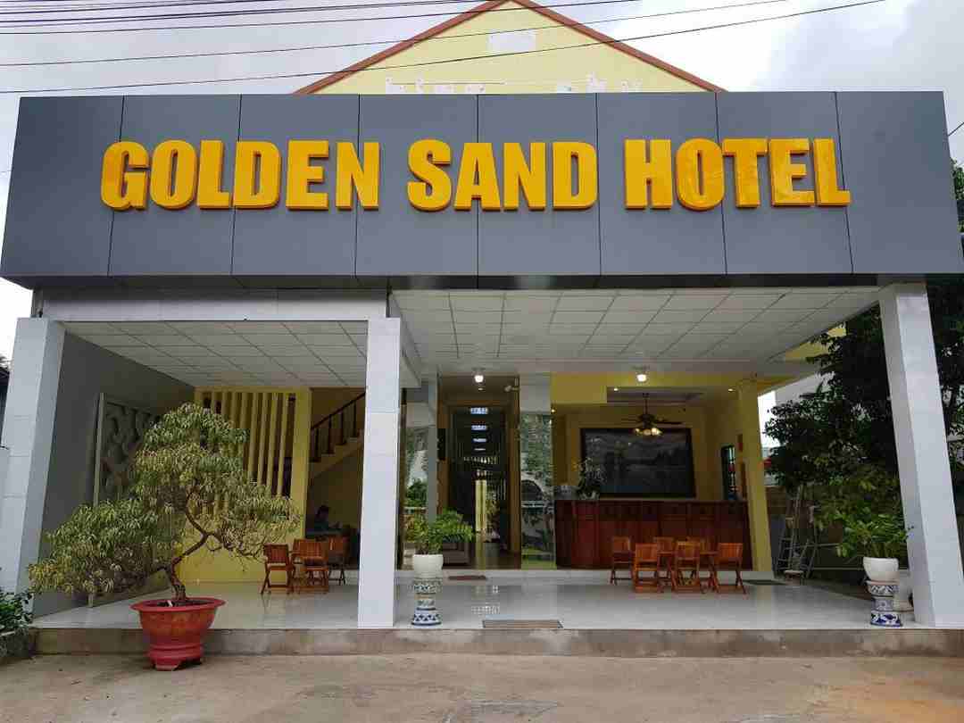 Doi net ve Golden Sand Hotel and Casino