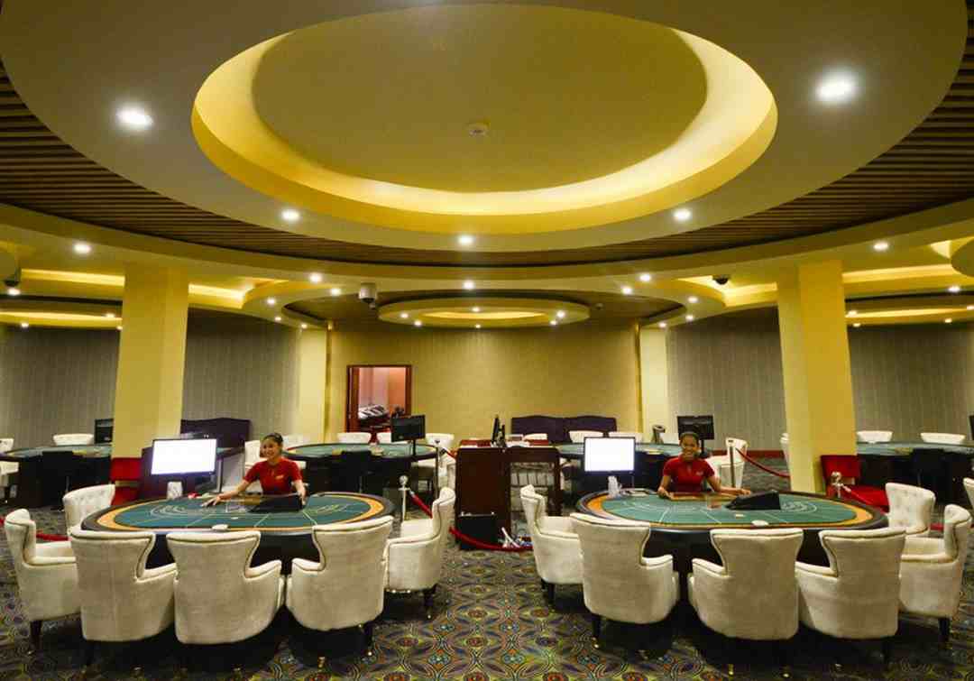 Thansur Bokor Highland Resort and Casino phuc vu chuyen nghiep
